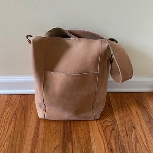 Able Leather tote in Nubuck